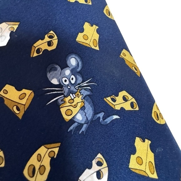 Tie Land Mouse Swiss cheese necktie men’s tie 100% silk - Picture 2 of 5